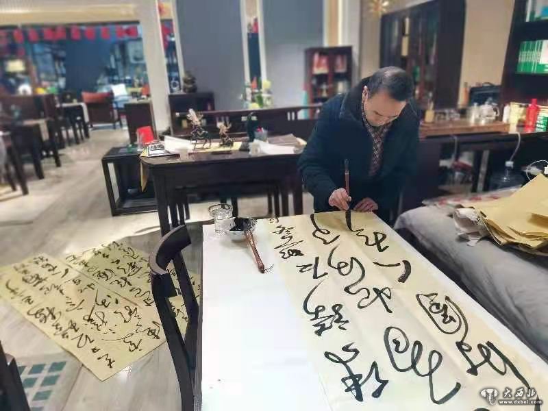 七旬书法家刘恒忠新年默写616个字的唐诗《琵琶